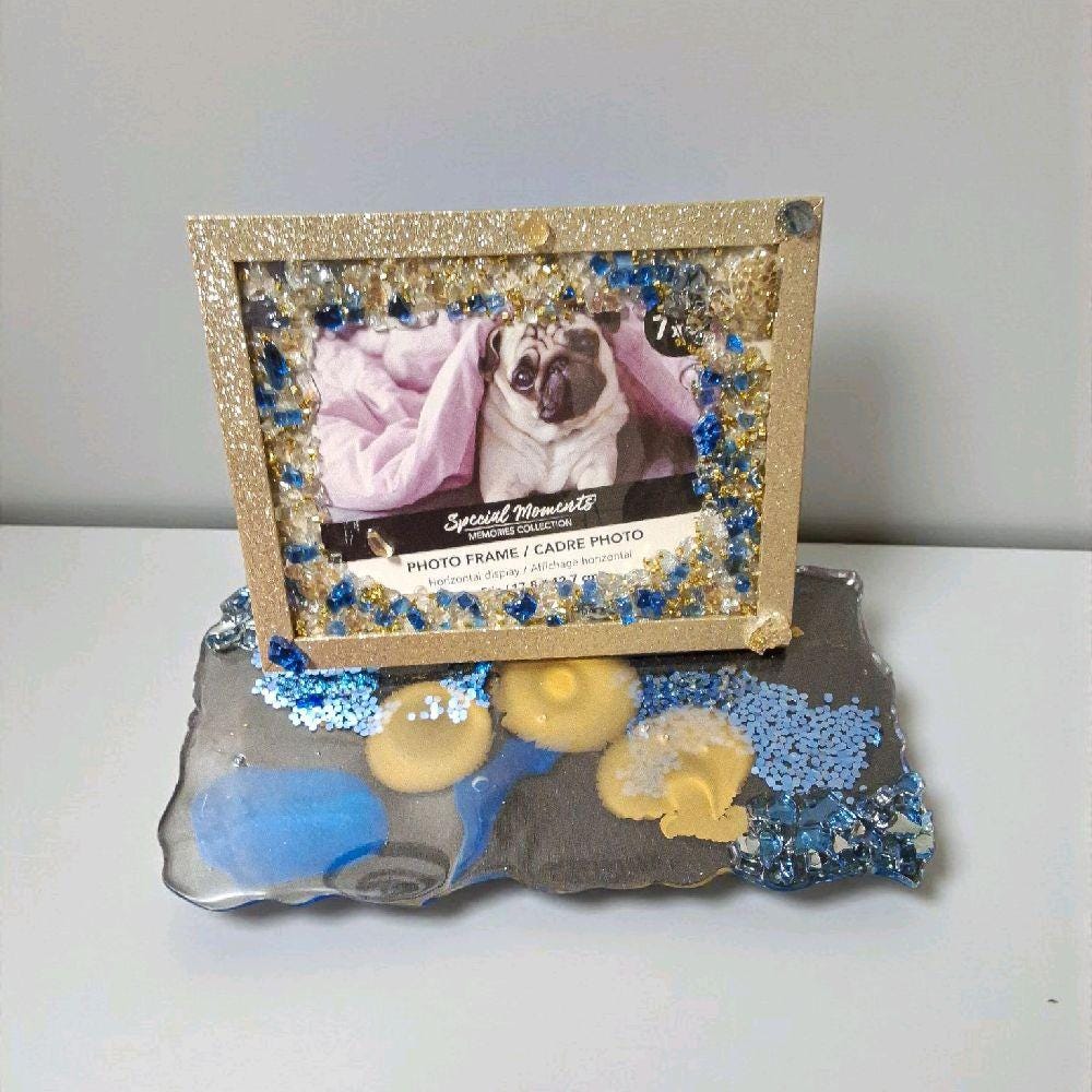 Elegant 3D Abstract Artwork in 5x7 Crystallized Frame – Blue & White with Gold Glitter Edges