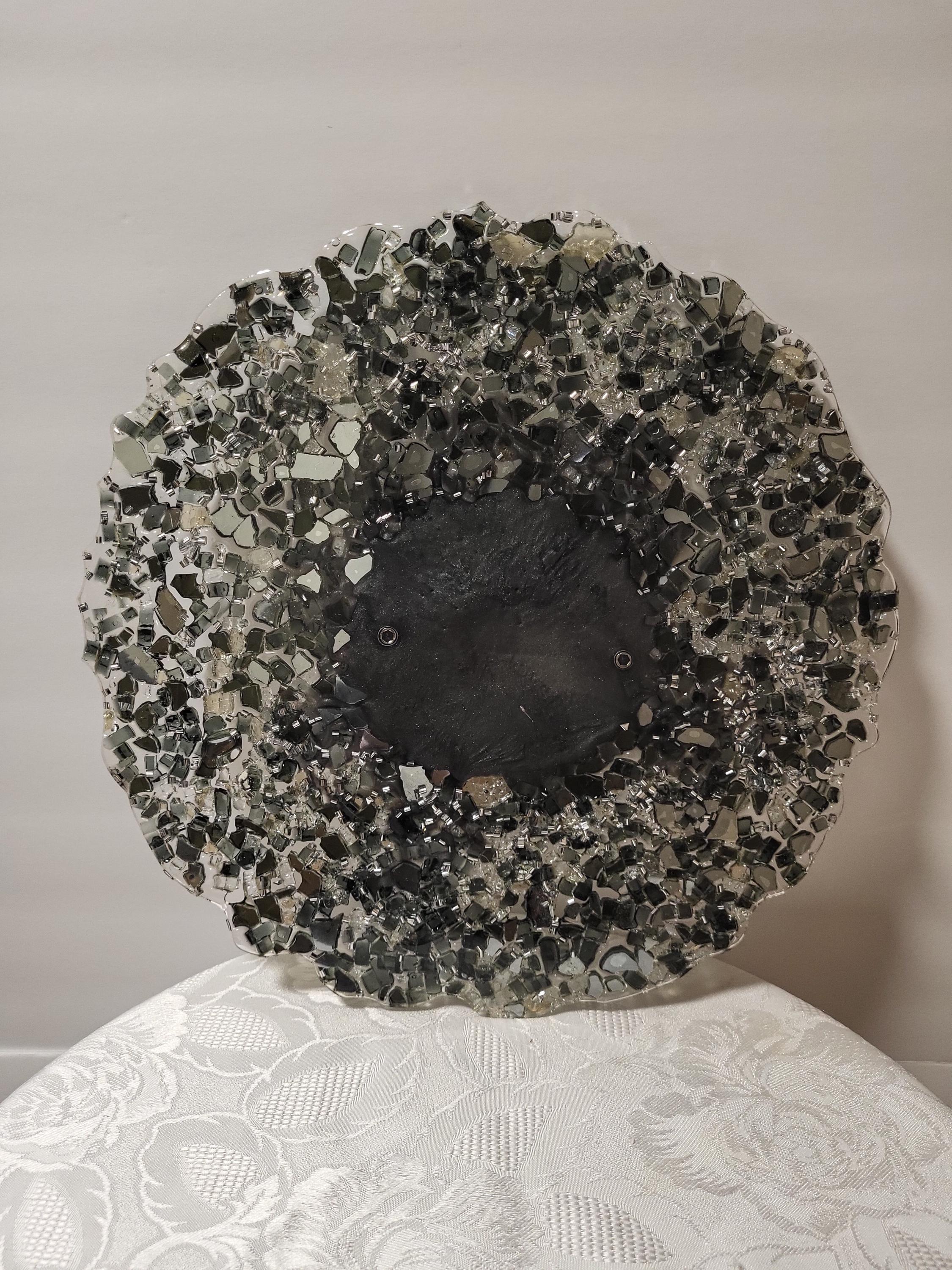 Hand-Designed 3D Crystallized Decorative Artwork – Elegant Display Tray