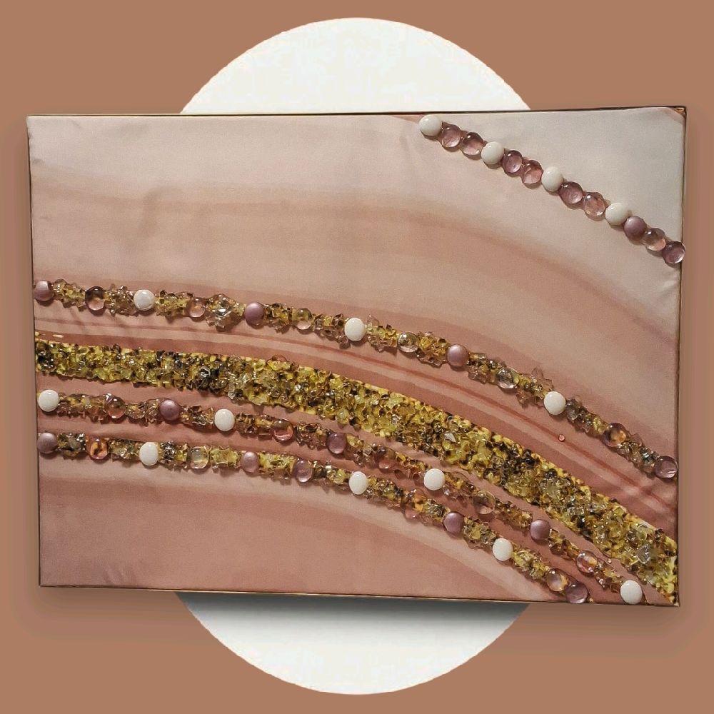 Entrepreneur Artist of 3D elegant unique abstract artwork paintings, hand-designed with crystals encased. Size 18x24