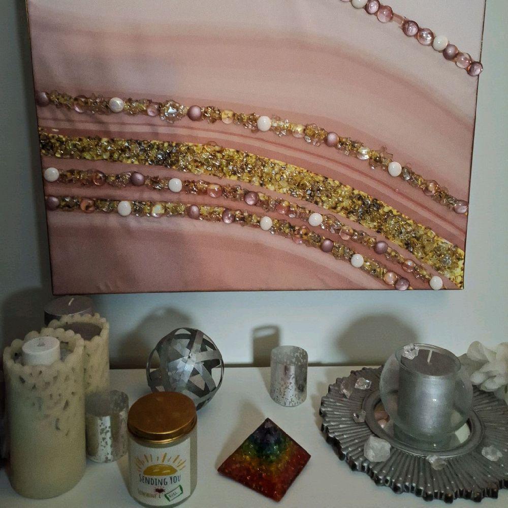 Entrepreneur Artist of 3D elegant unique abstract artwork paintings, hand-designed with crystals encased. Size 18x24