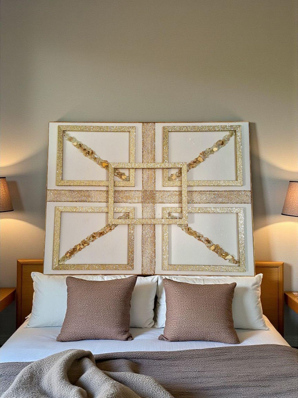 3D Gold Crystallized Abstract Artwork - Elegant Geometric Decor (18x24)