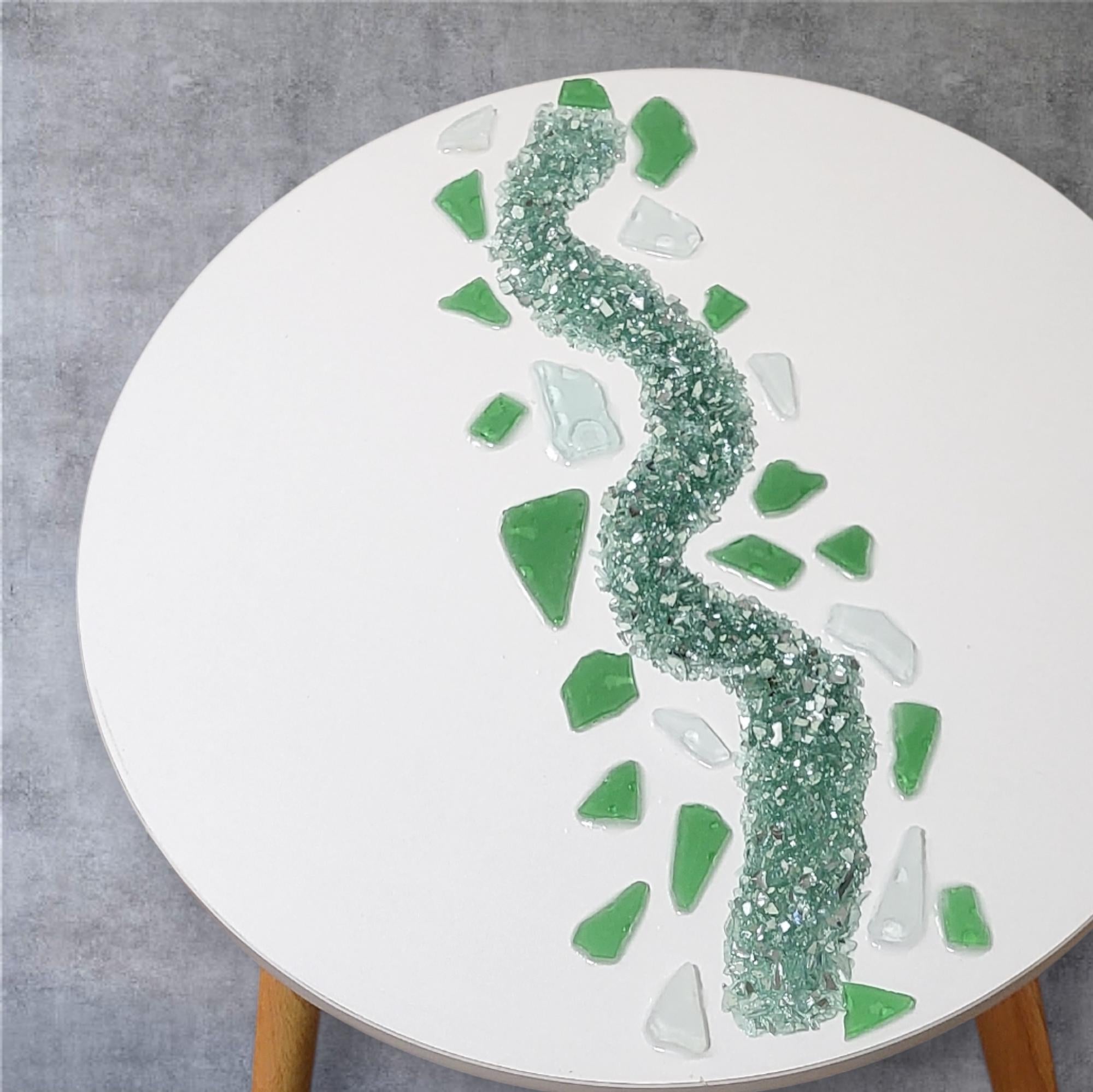 Hand Designed 3D Glass Crystal Artwork – Decorative Tabletop Sculpture