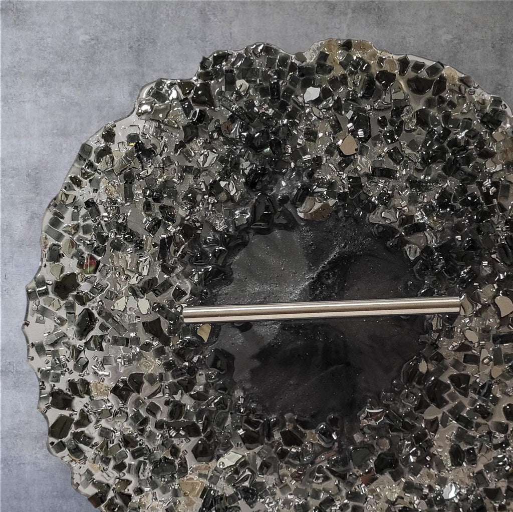 Hand-Designed 3D Crystallized Decorative Artwork – Elegant Display Tray