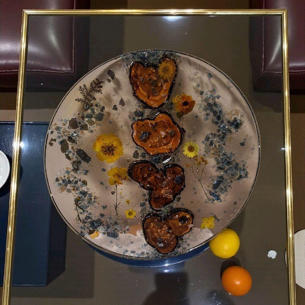 Hand-Designed Resin Floral Tray – 3D Abstract Home Decor.