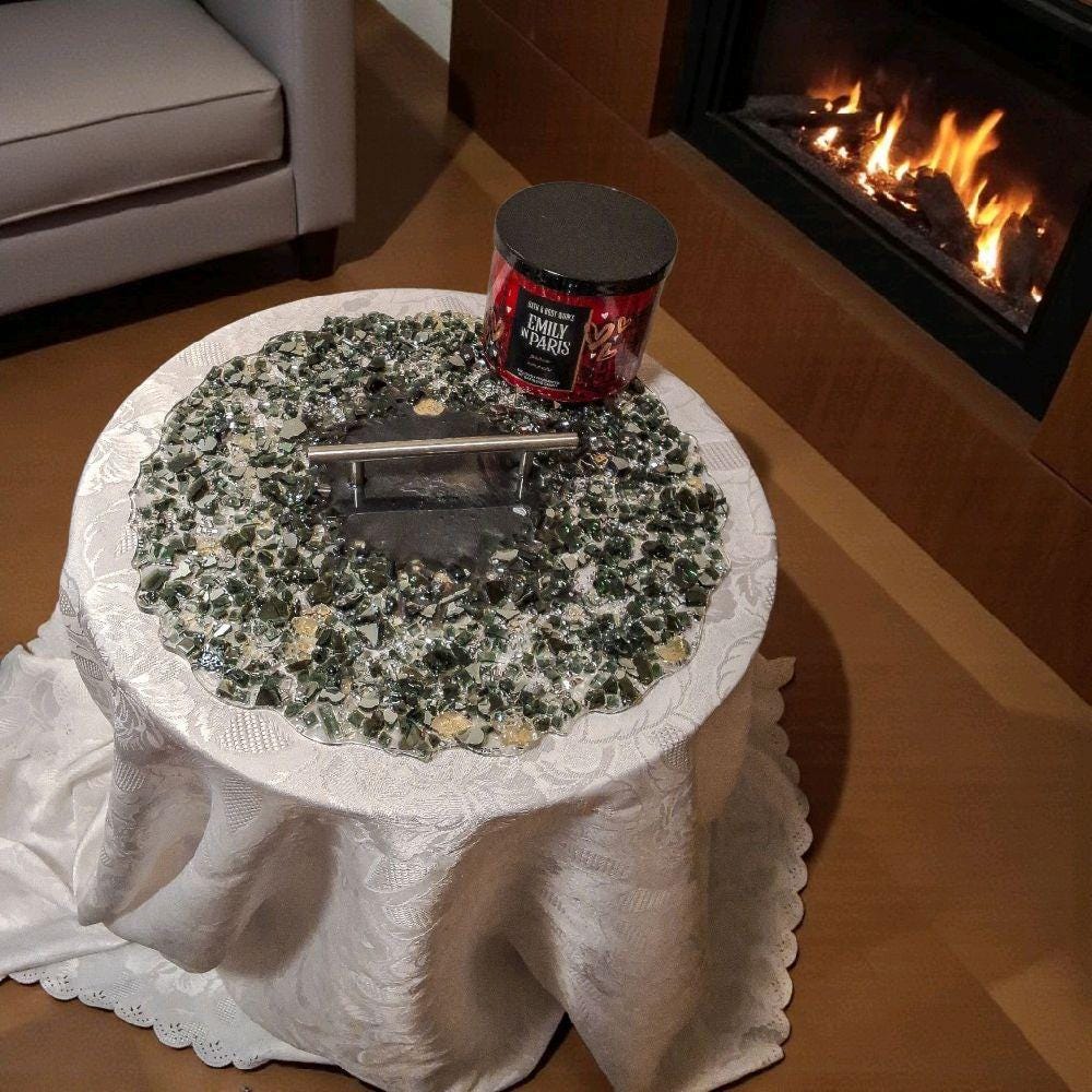 Hand-Designed 3D Crystallized Decorative Artwork – Elegant Display Tray