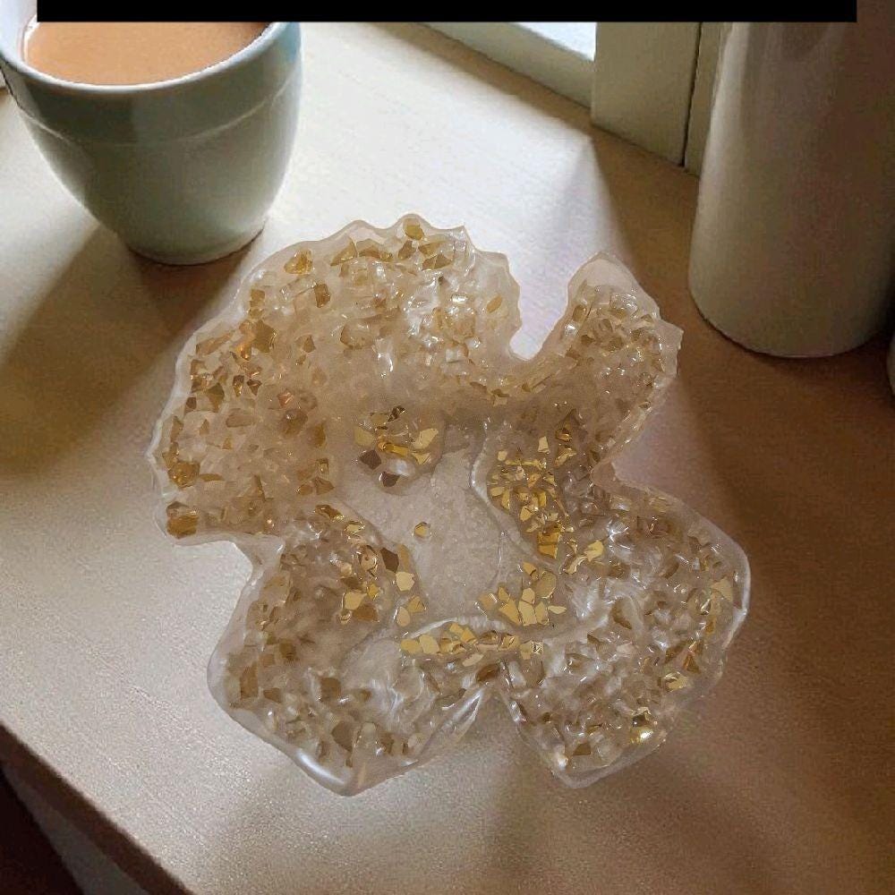 Resin Decorative Bowl - Elegant Gold Finish Home Decor