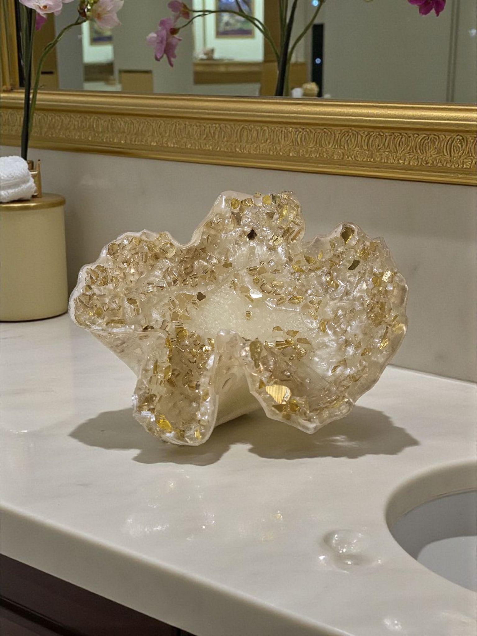 Resin Decorative Bowl - Elegant Gold Finish Home Decor