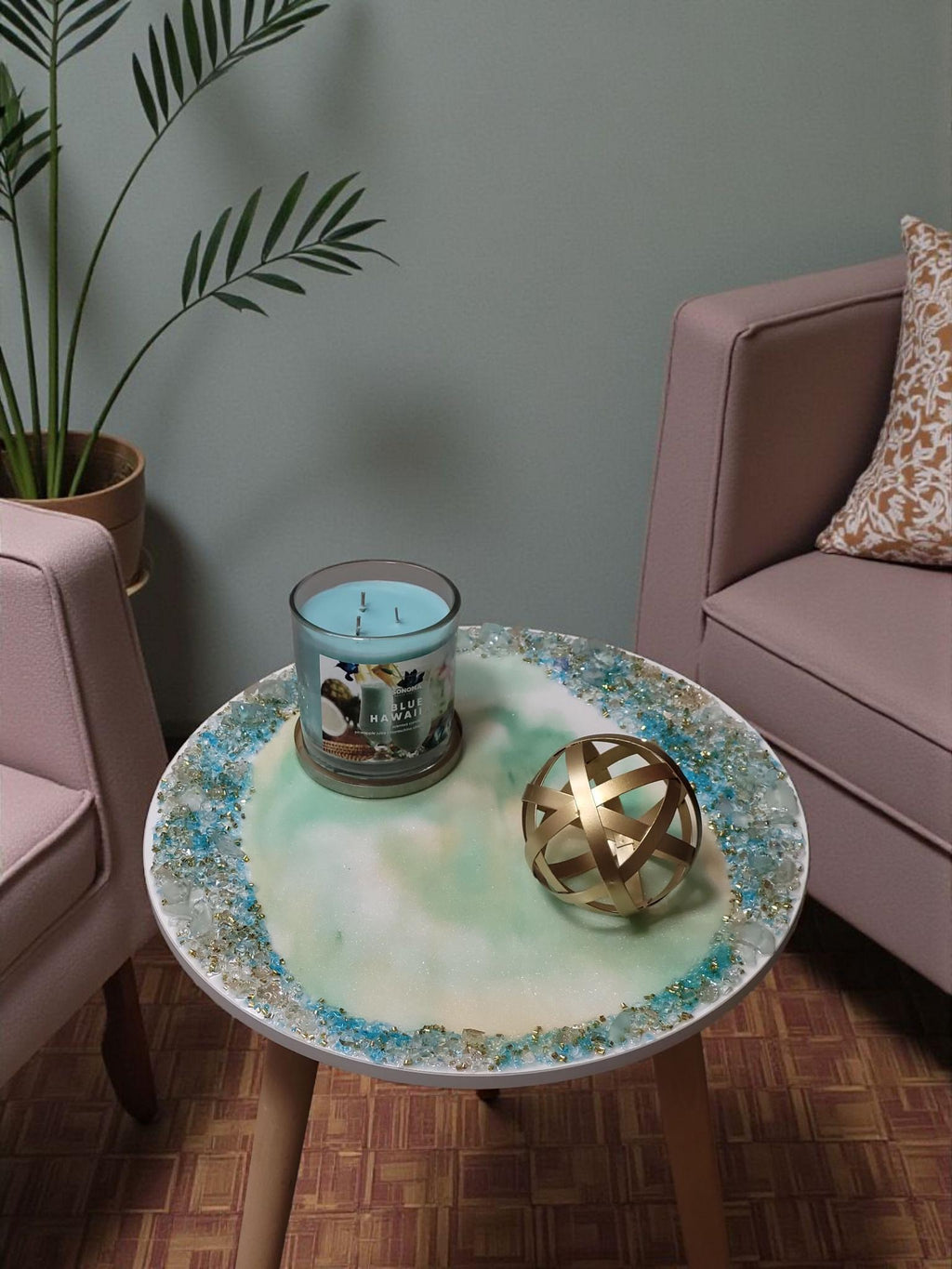 Hand-Designed Crystallized 3D Table Decor, Elegant Artwork