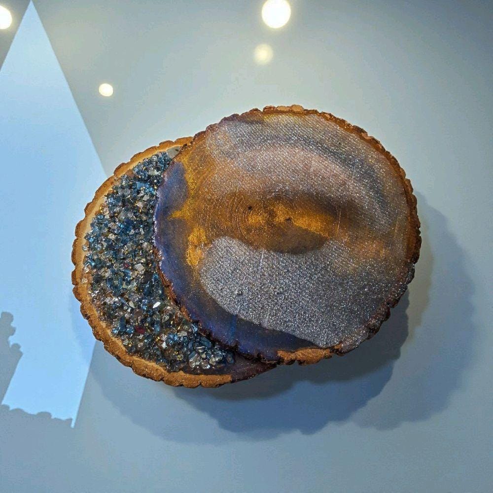 Hand-Designed Wood Slice Artwork: 3D Crystallized Decor