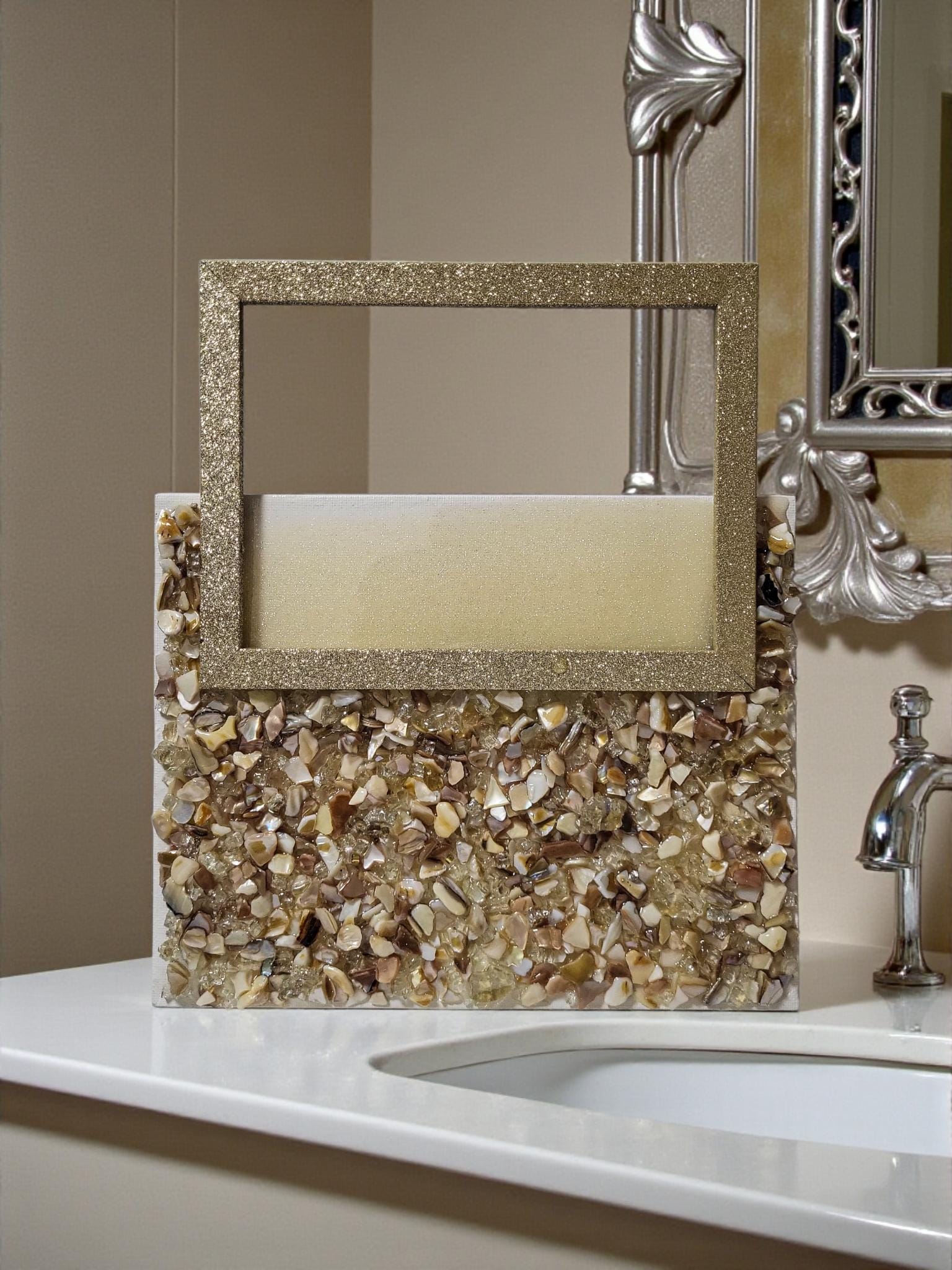 Hand Designed 3D Crystal Artwork, Elegant Home Decor