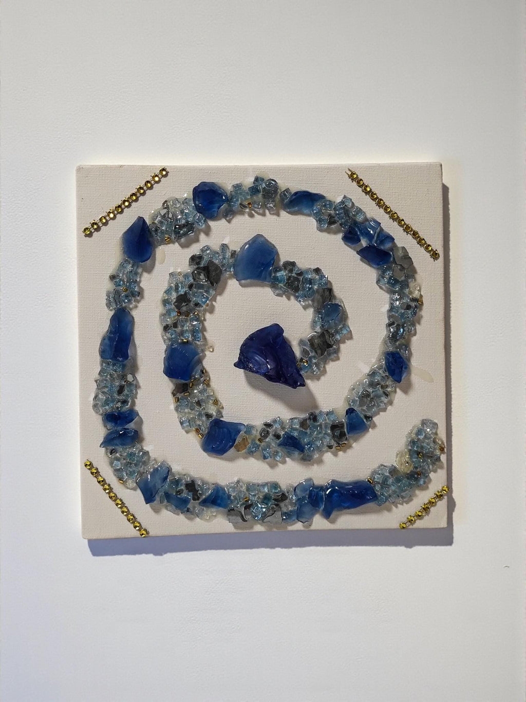Hand-Designed Resin Blue Stone Hanging Decor, Elegant 3D Art