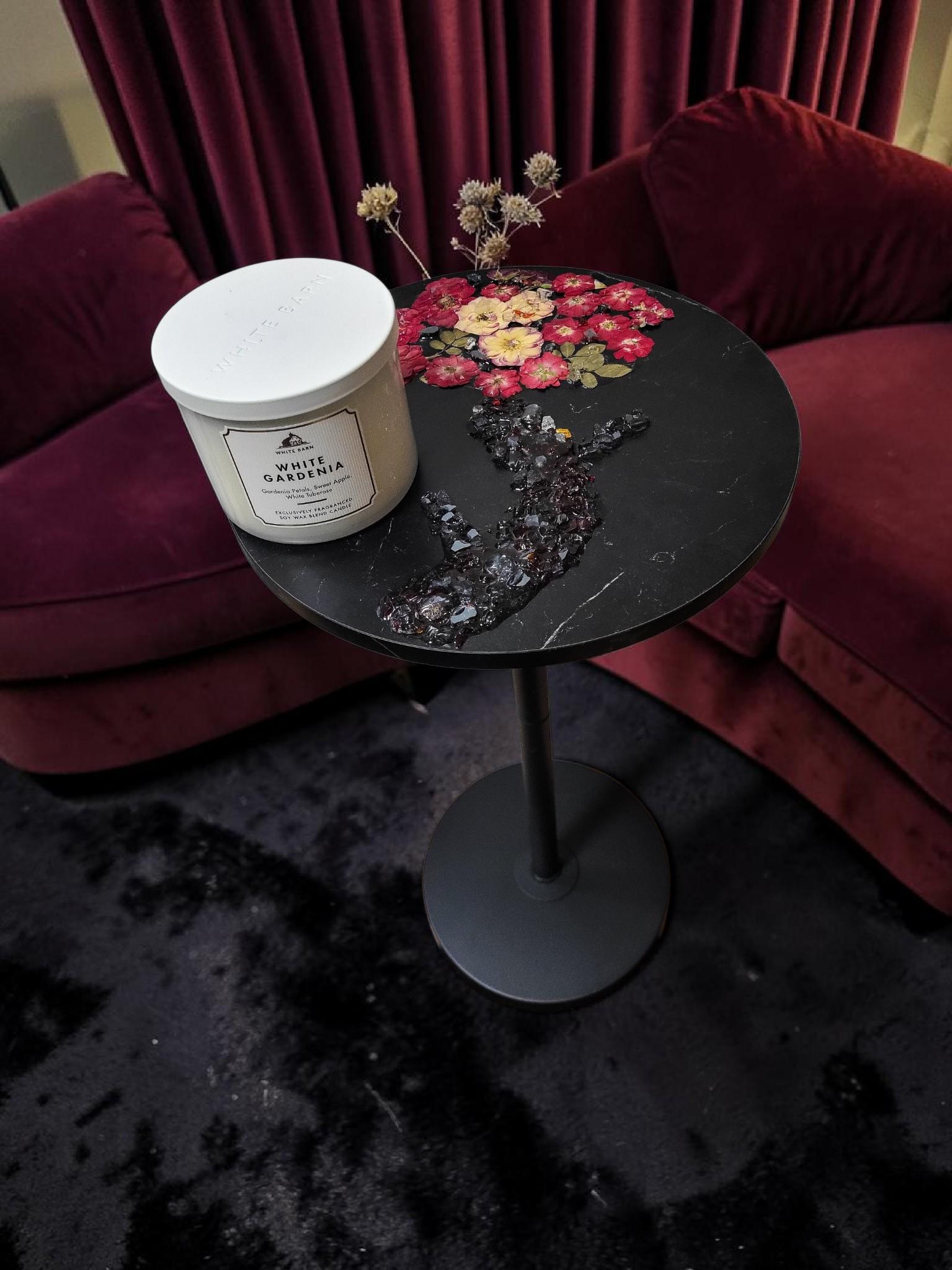 3D Resin Floral Stylish Rose Artwork Table with Crystals: Accent Decor