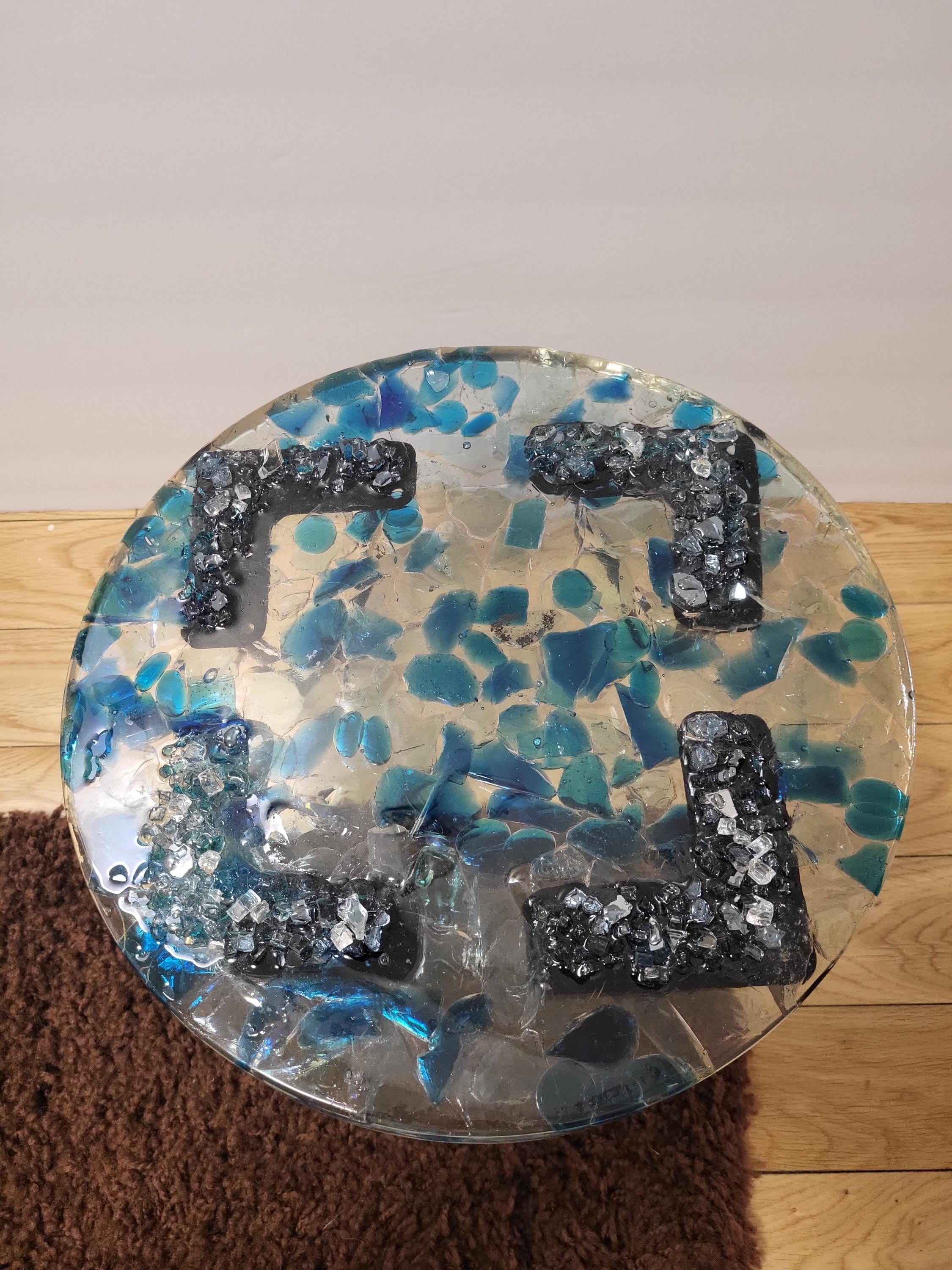 Bluish Green and Clear hand-designed Resin Artwork Table with Crystals: Accent Decor Table