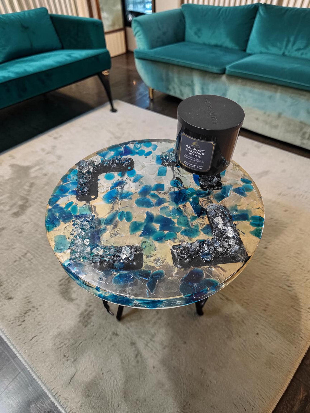 Bluish Green and Clear hand-designed Resin Artwork Table with Crystals: Accent Decor Table