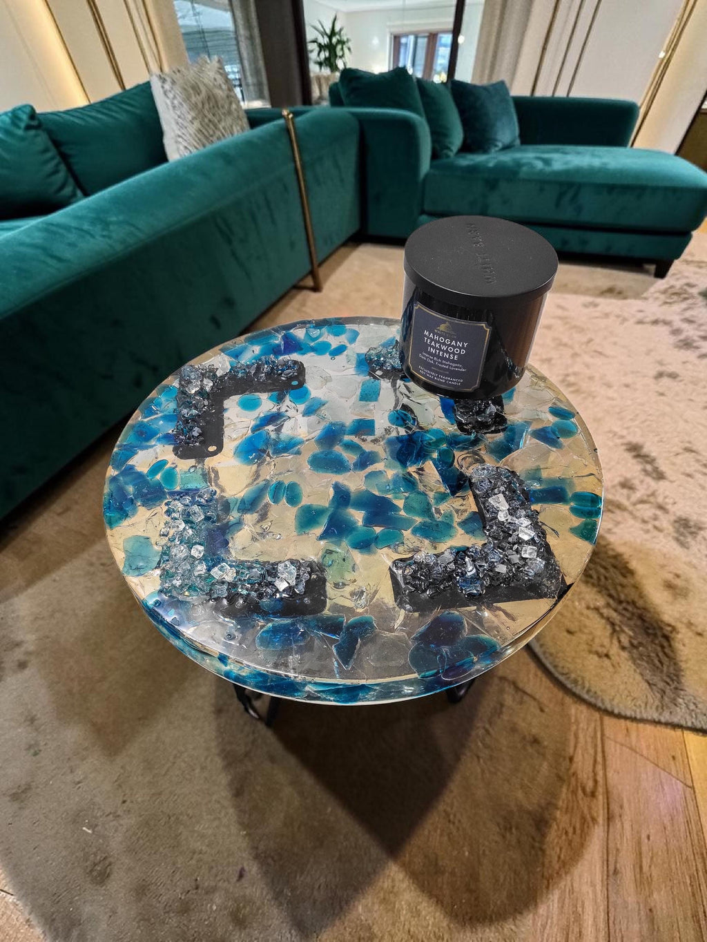 Bluish Green and Clear hand-designed Resin Artwork Table with Crystals: Accent Decor Table