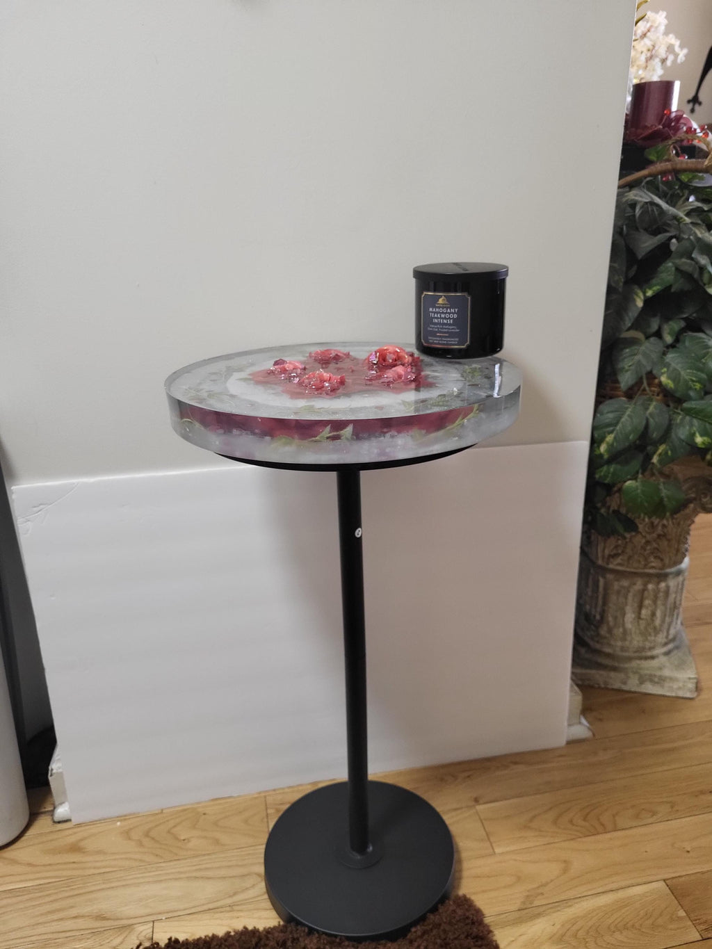 Pink Floral Roses Hand-designed Resin Artwork Table with Crystals: Accent Decor Table